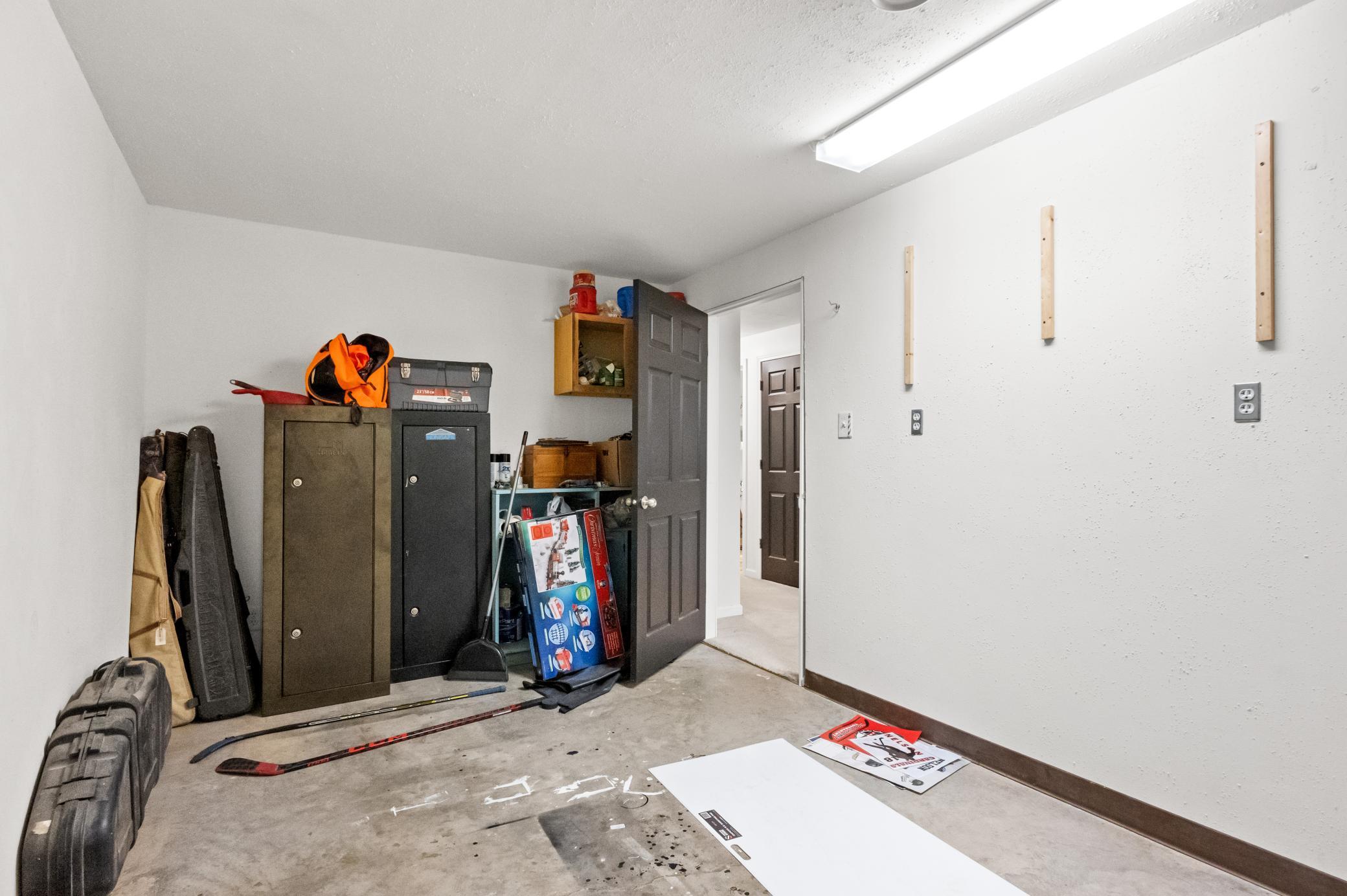 Photo 43