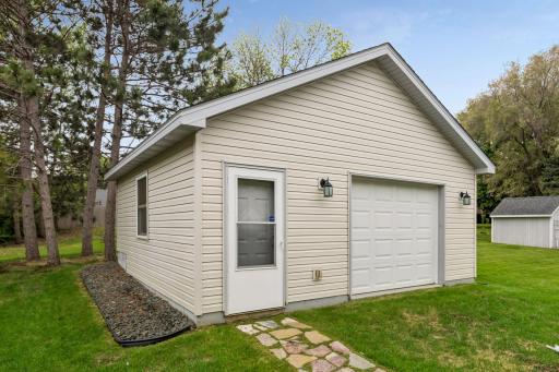 Heated & Insulated Shop Outbuilding - wired for air compressor, welder, stove, window A/C