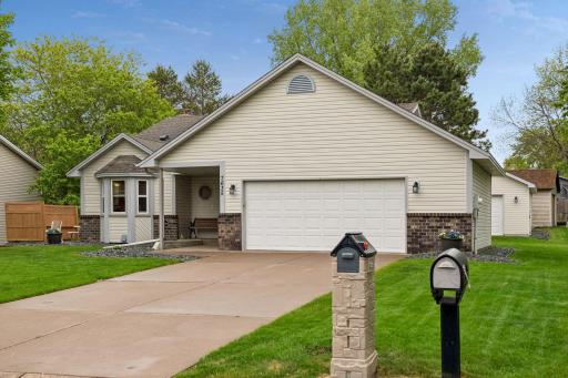 7635 115th Avenue N, Champlin, MN 55316