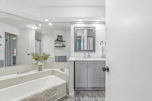 8575 Yalta Lane NE, Circle Pines, MN 55014