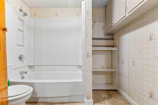1455 12th Street N, Fargo, ND 58102