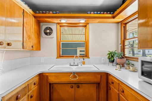 1455 12th Street N, Fargo, ND 58102