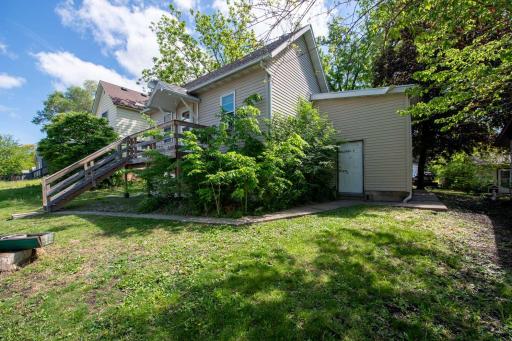 2005 7th Avenue, Mankato, MN 56001