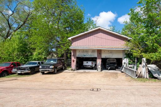 2005 7th Avenue, Mankato, MN 56001