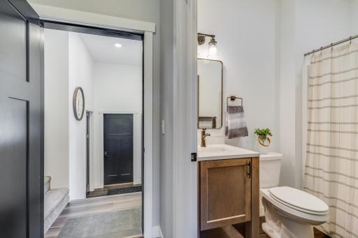 112_updated2568_28_1_4thStBathroom1_2_mls.jpg