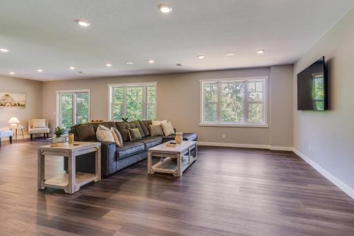 80_updated2568_28_1_4thSt_FamilyRm2_mls.jpg