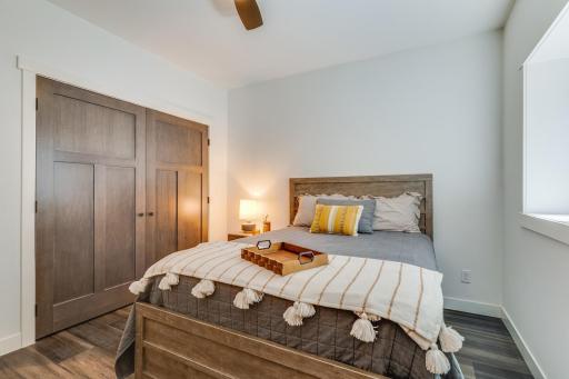 60_updated2568_28_1_4thSt_Bedroom2_2_mls.jpg