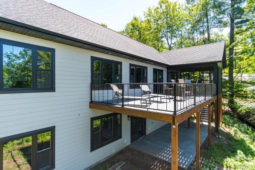 70_updated2568_28_1_4thSt_Exterior6_mls.jpg