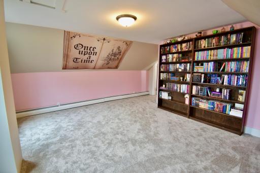 150 Broadway Avenue S, Cokato, MN 55321