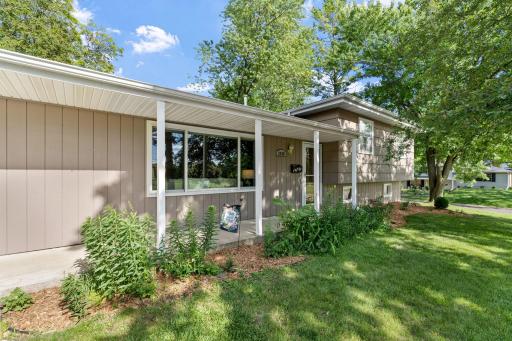 2420 Ensign Avenue N, Minneapolis, MN 55427