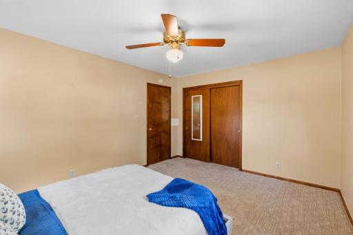 2420 Ensign Avenue N, Minneapolis, MN 55427