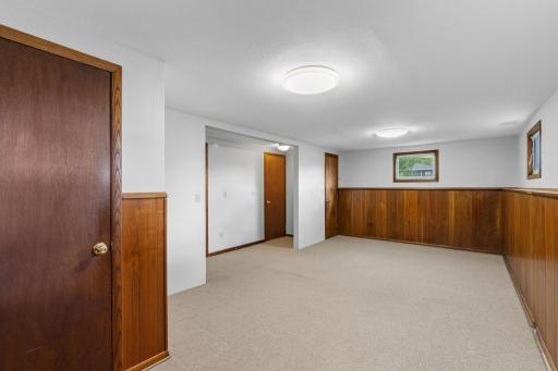 2420 Ensign Avenue N, Minneapolis, MN 55427