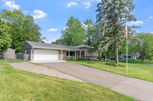 2420 Ensign Avenue N, Minneapolis, MN 55427