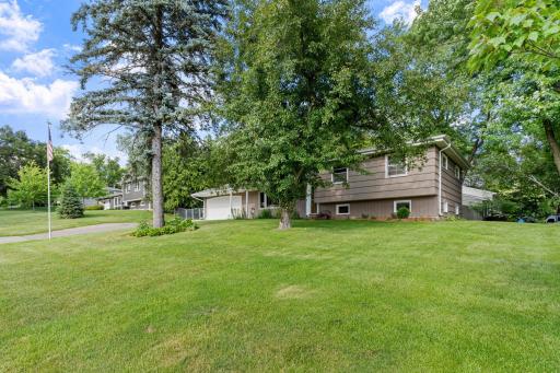 2420 Ensign Avenue N, Minneapolis, MN 55427