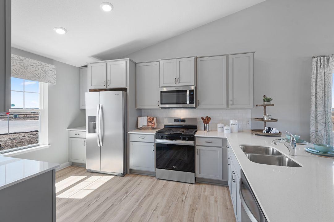 Photo is of actual home. Colors and options may vary. Ask Sales Agent for details.