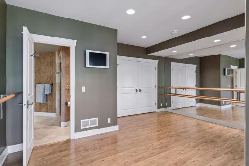 10444 Purdey Road, Eden Prairie, MN 55347