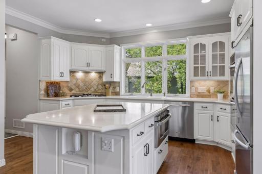 10444 Purdey Road, Eden Prairie, MN 55347