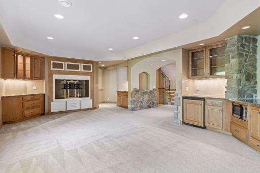 10444 Purdey Road, Eden Prairie, MN 55347