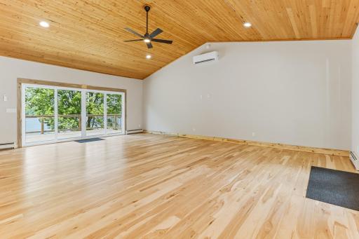 24922 Crescent View Road, Paynesville, MN 56362