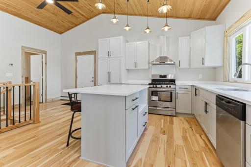 24922 Crescent View Road, Paynesville, MN 56362