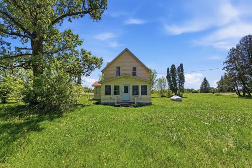8005 381st Avenue NW, Dalbo, MN 55017