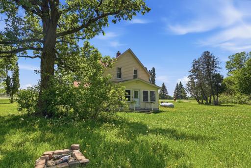 8005 381st Avenue NW, Dalbo, MN 55017