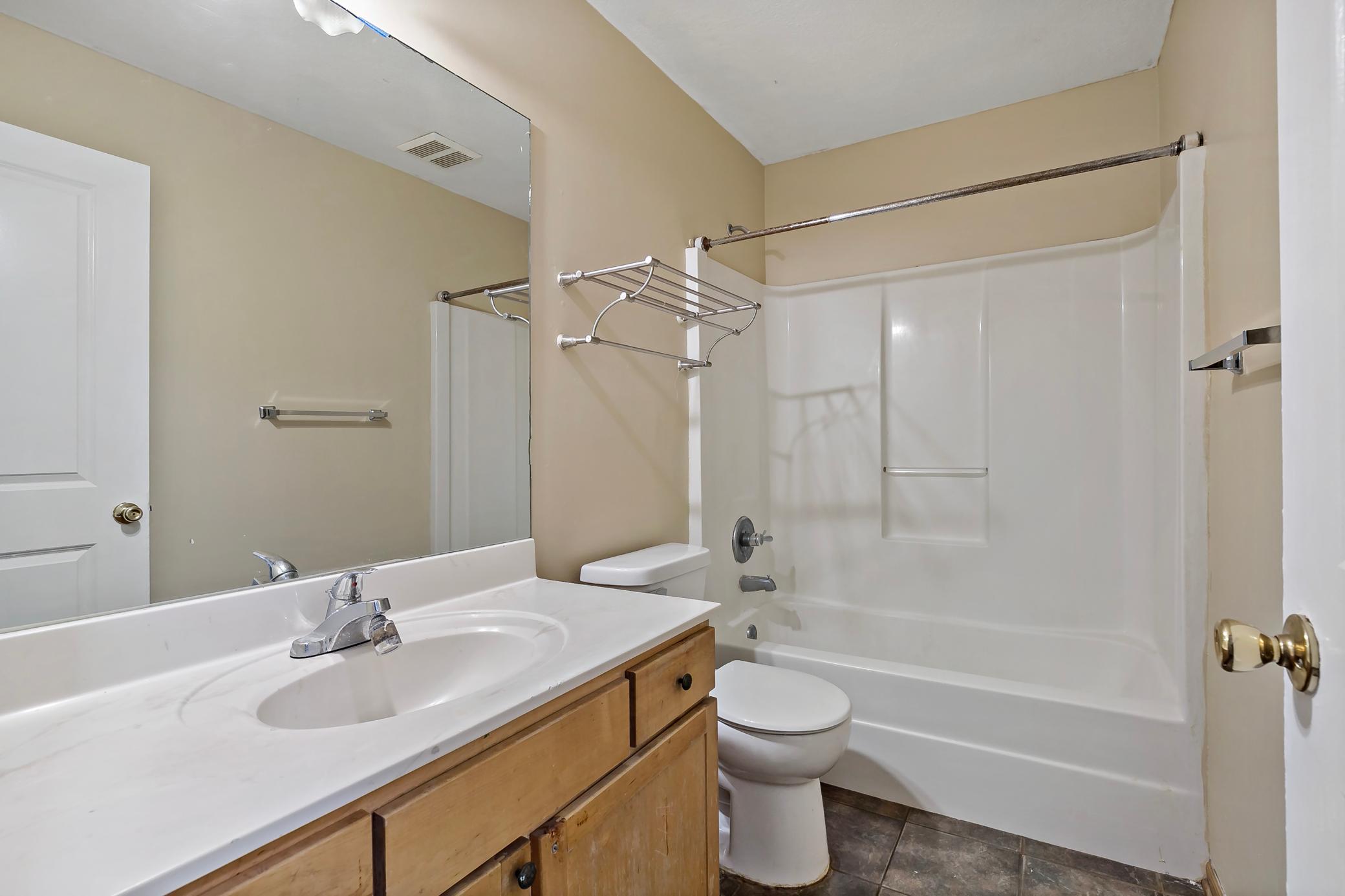 21-print-1599 Rice St, Saint Paul, MN20260522_0021.jpg