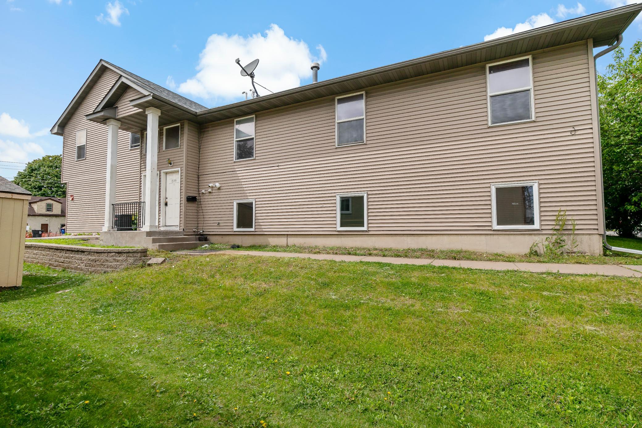 15-print-1599 Rice St, Saint Paul, MN20260522_0015.jpg