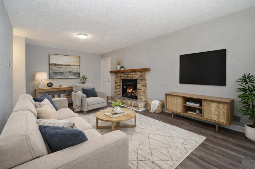 11574 Carriage Court, Eden Prairie, MN 55344