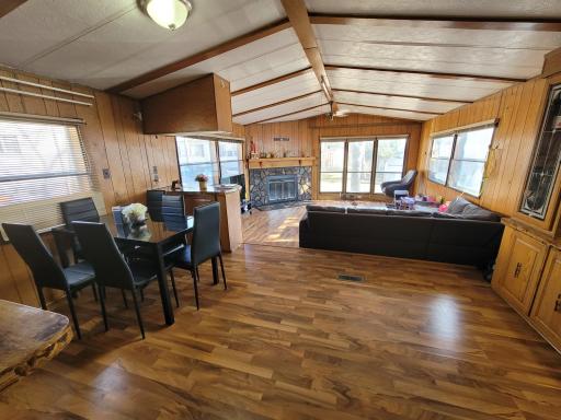 2665 Benlana Court, Maplewood, MN 55119