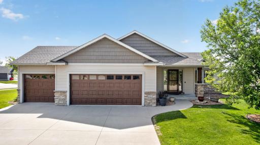 4201 Dodge Lane NE, Rochester, MN 55906
