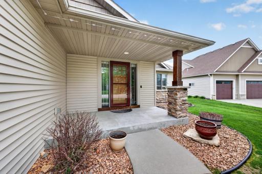 4201 Dodge Lane NE, Rochester, MN 55906