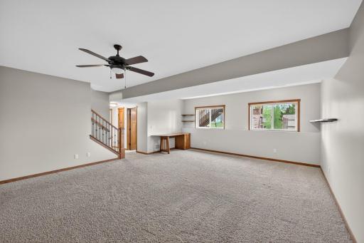 4201 Dodge Lane NE, Rochester, MN 55906