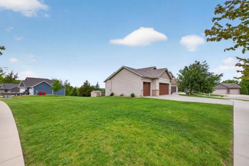 4201 Dodge Lane NE, Rochester, MN 55906