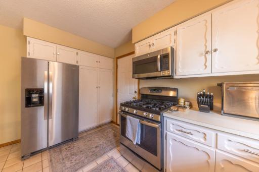 910 SW 4th Avenue, Grand Rapids, MN 55744