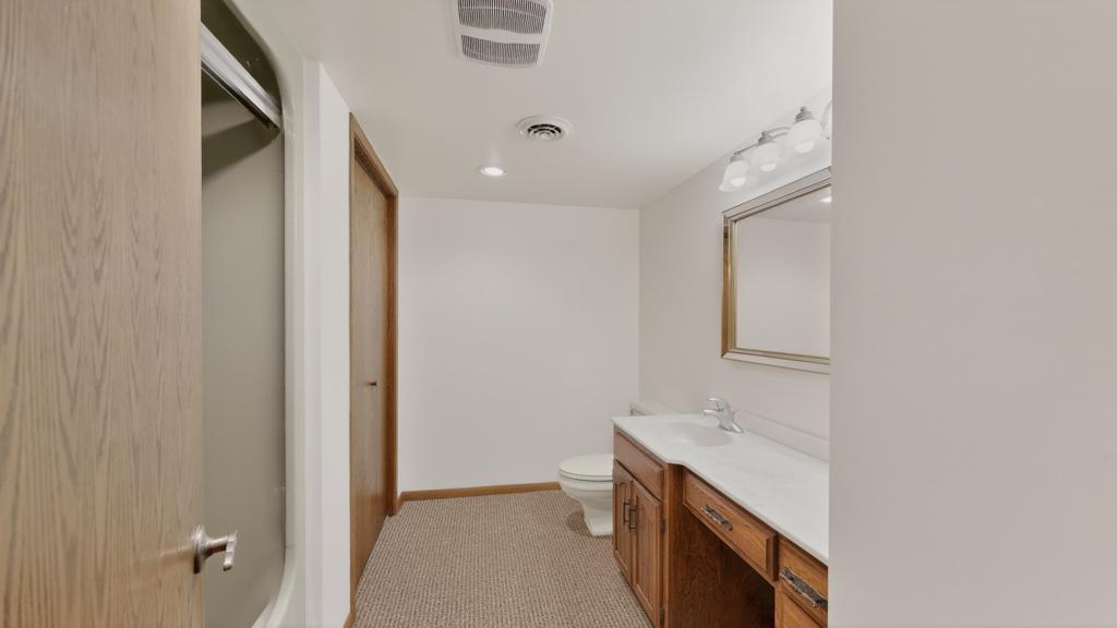 Full bath lower