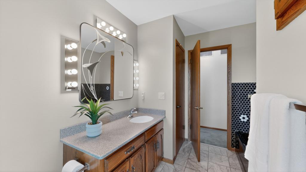 Main floor bath