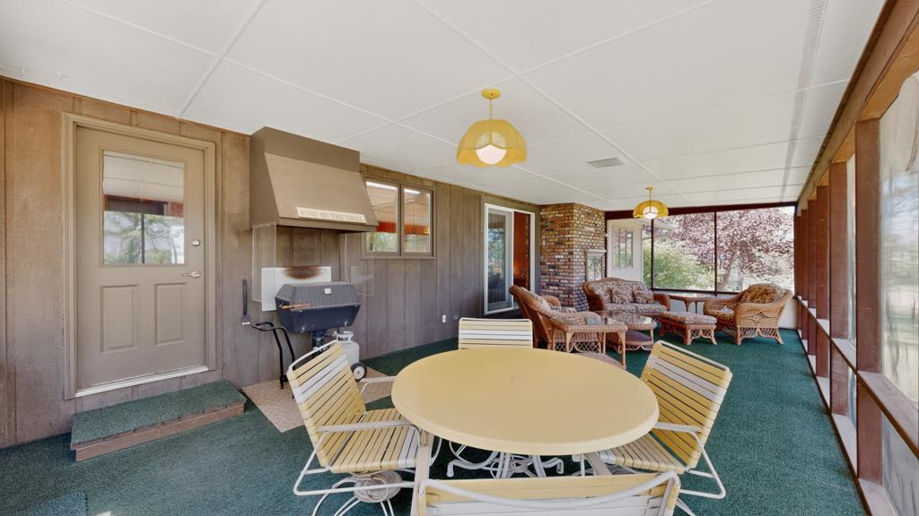 3-season porch