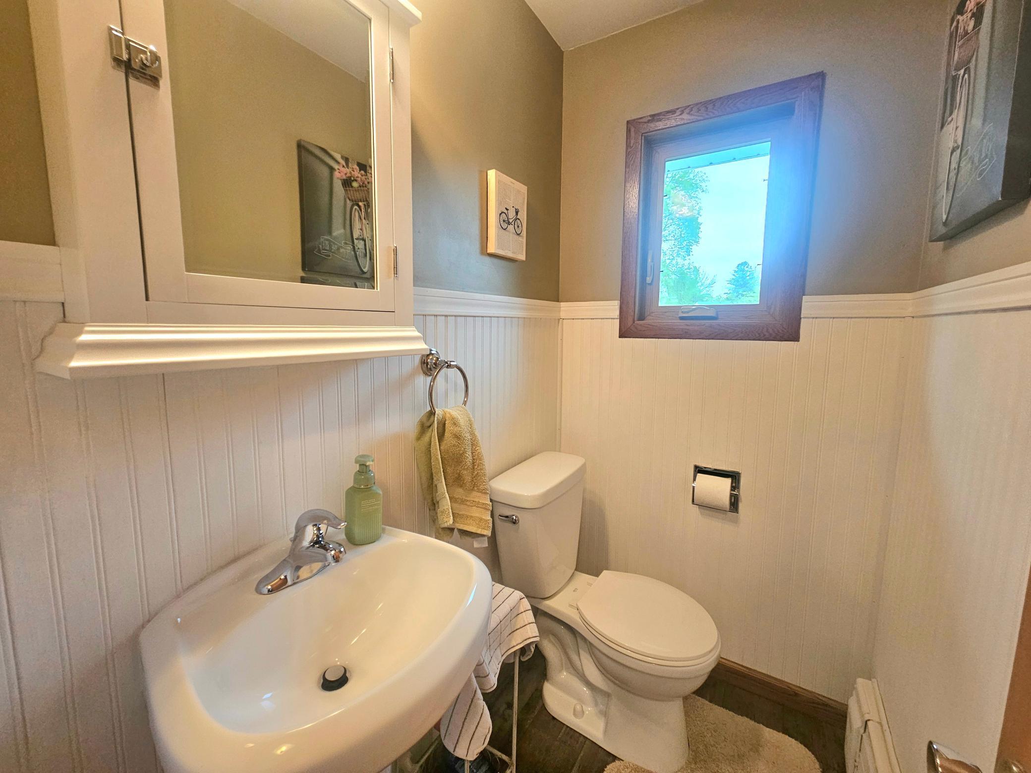 1/2 bath