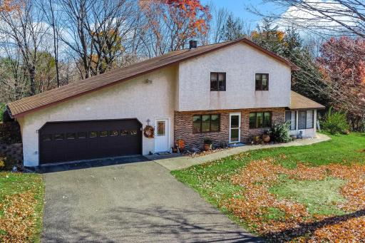 33175 N Lakes Trail, Lindstrom, MN 55045