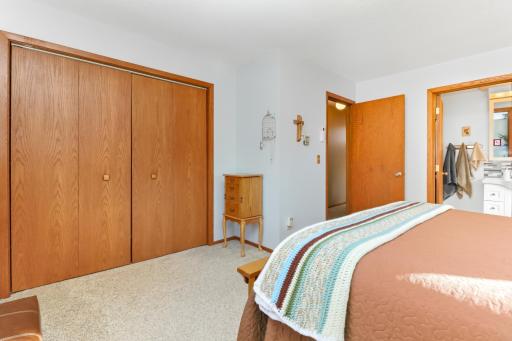 33175 N Lakes Trail, Lindstrom, MN 55045