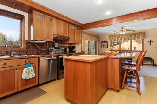 33175 N Lakes Trail, Lindstrom, MN 55045