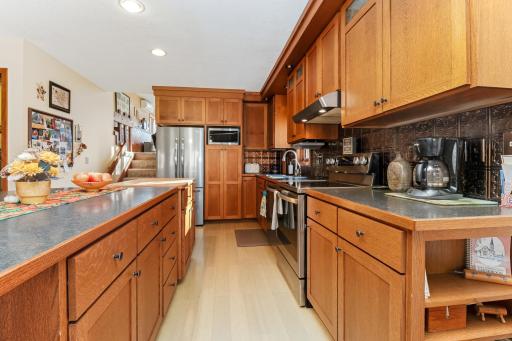 33175 N Lakes Trail, Lindstrom, MN 55045