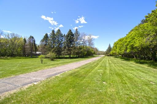 33175 N Lakes Trail, Lindstrom, MN 55045