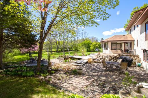 33175 N Lakes Trail, Lindstrom, MN 55045