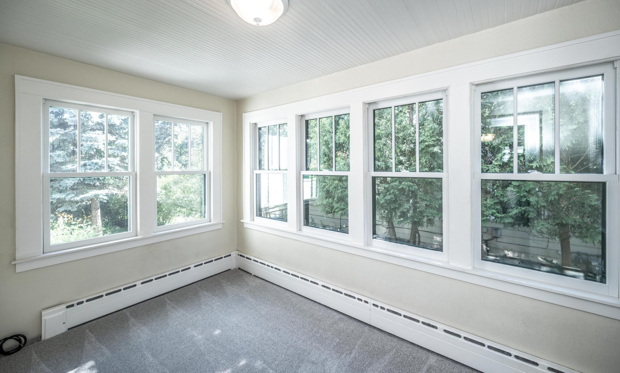 So many windows!