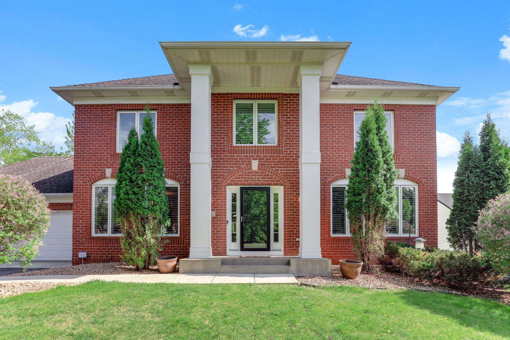 2-web-or-mls-2361-Stone-Creek-Dr-02.jpg