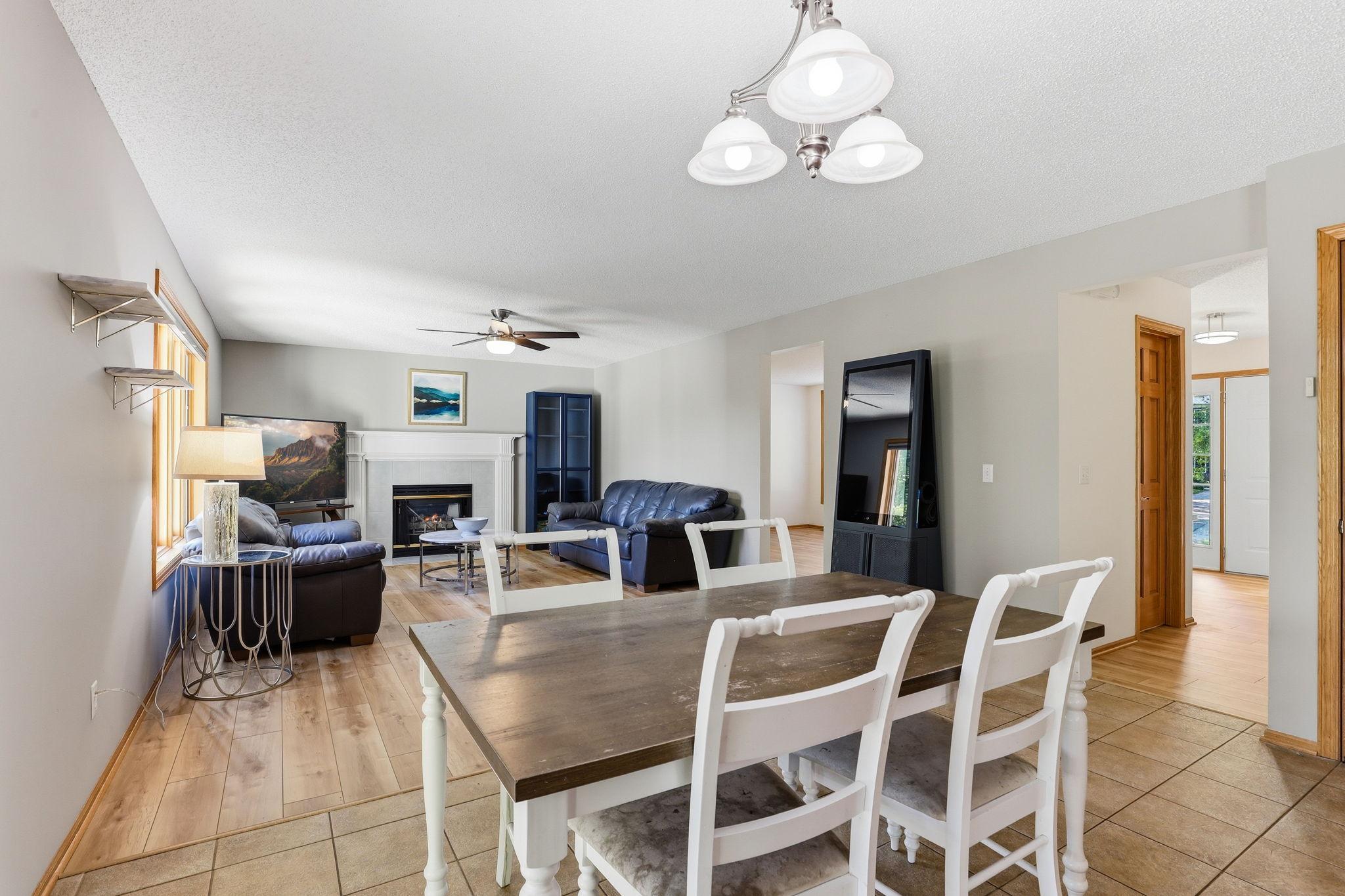 11-web-or-mls-2361-Stone-Creek-Dr-11.jpg