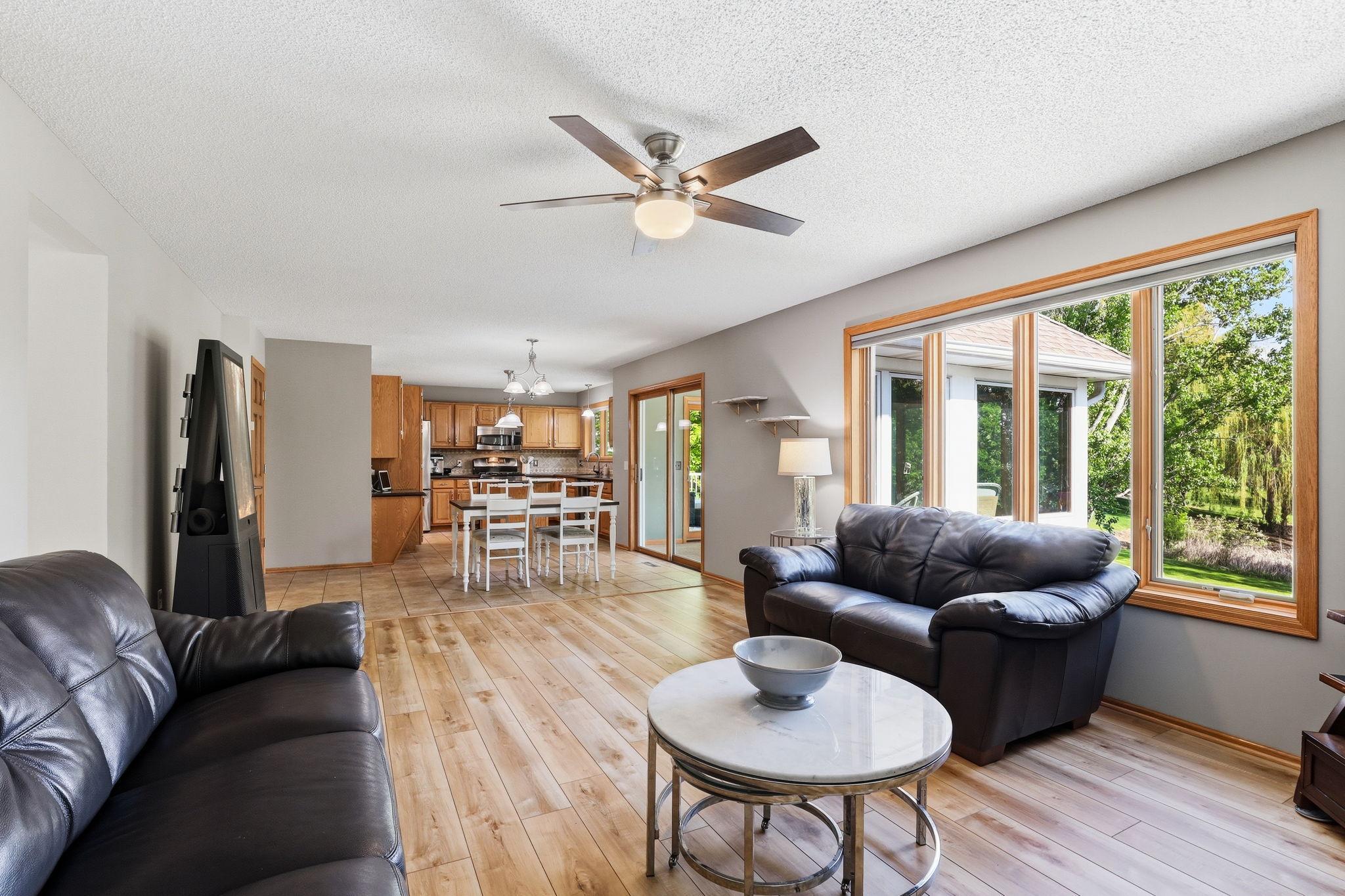 17-web-or-mls-2361-Stone-Creek-Dr-17.jpg