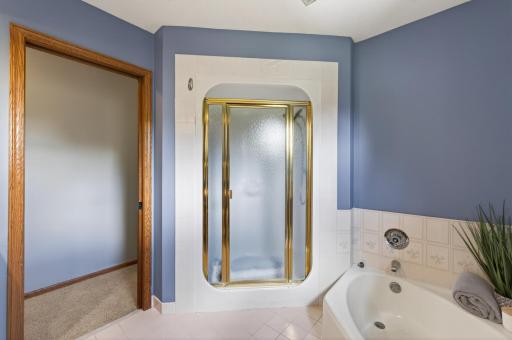 For added flexibility there is also a separate shower